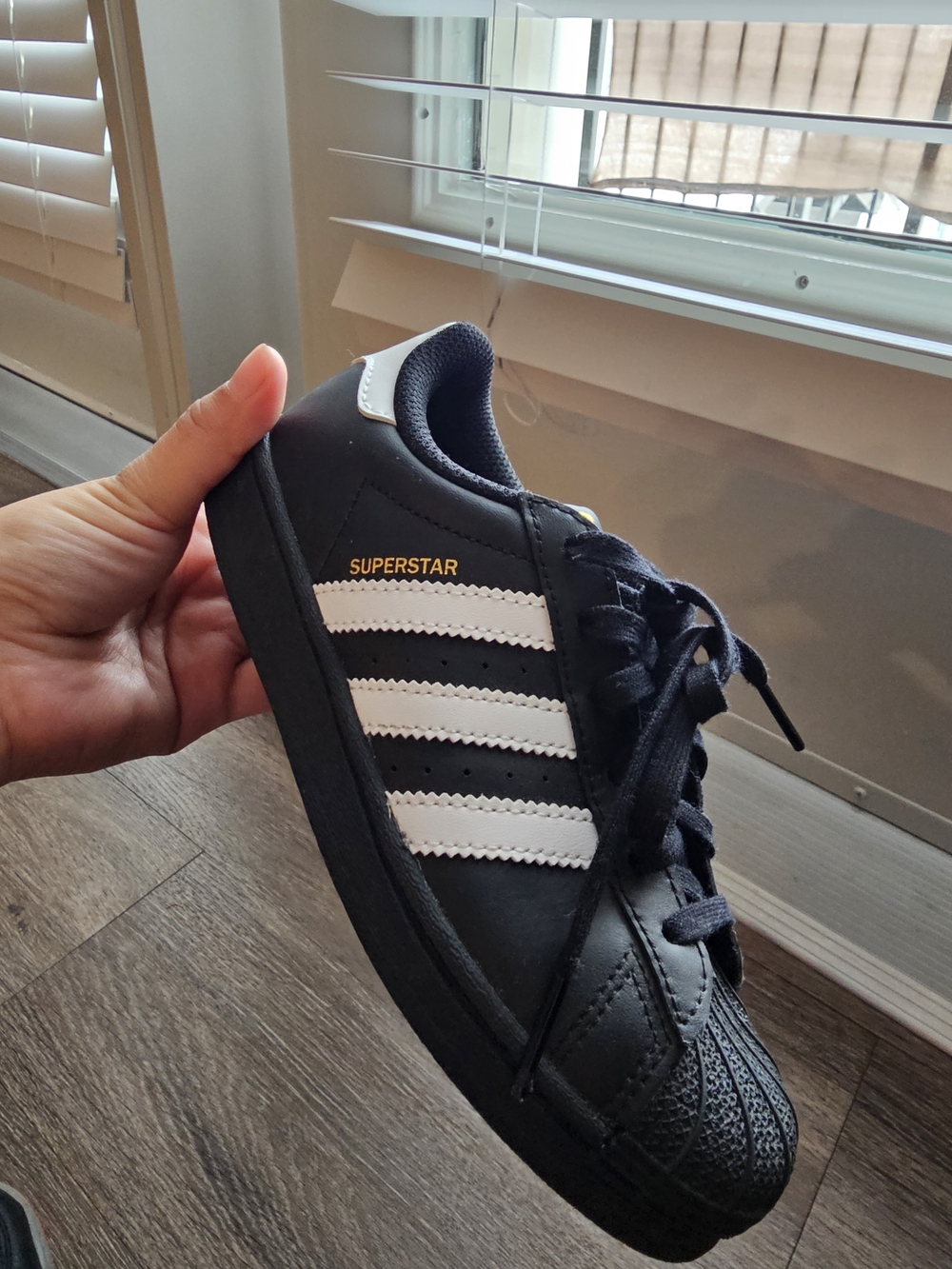 adidas Kids Black White Shell Toe Sneakers All Stars - Picture 5 of 5